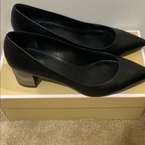 Michael Kors Paloma Flex Pump Blk Leather Size 9.5